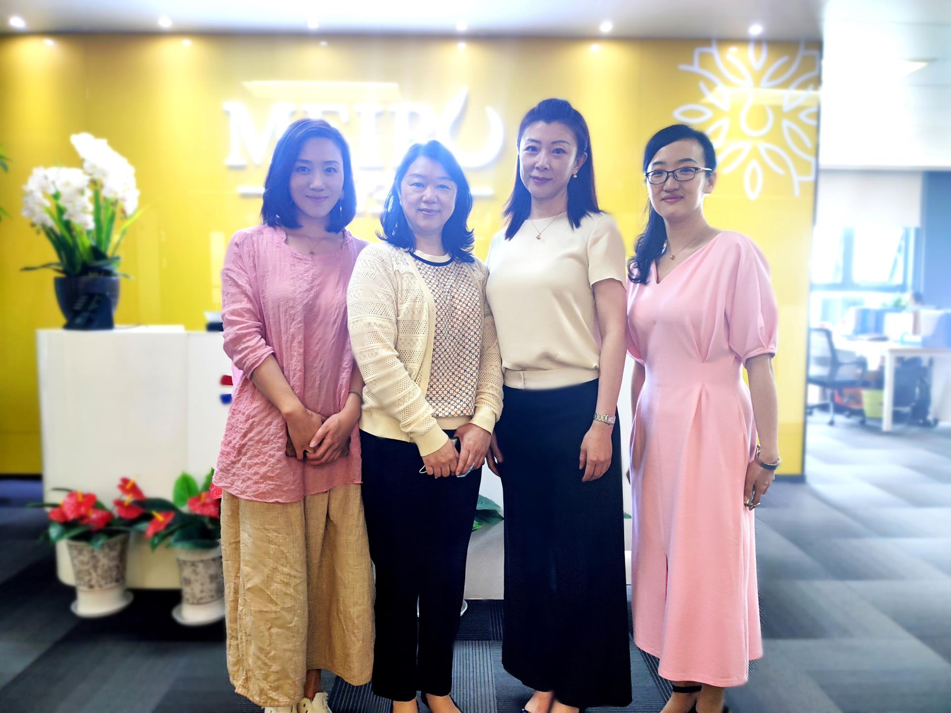 江岸區(qū)婦聯(lián)領導蒞臨東信醫(yī)藥集團走訪調(diào)研，助力企業(yè)發(fā)展